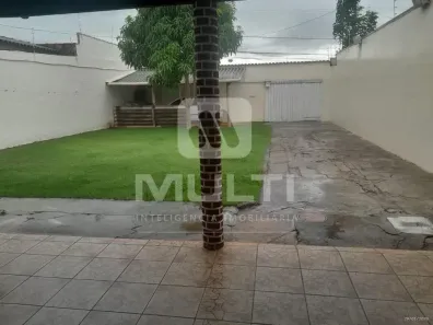 Casa com 3 Quartos à venda, 11m² no Jardim das Palmeiras, Uberlândia