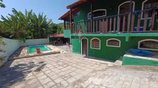 Casa com 5 Quartos à venda, 200m² no Ogiva, Cabo Frio