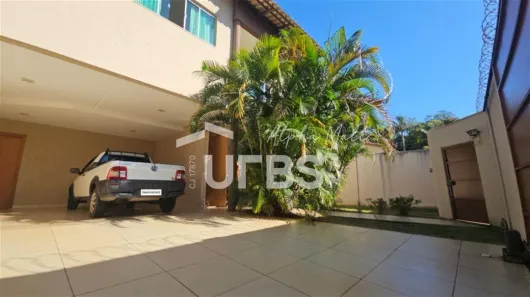 Casa de Condomínio com 4 Quartos à venda, 270m² no Jardim Santo Antônio, Goiânia