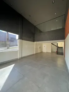Prédio Comercial para alugar, 90m² no Vila Emília, Maringá