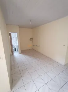 Casa com 2 Quartos para alugar, 80m² no Jardim Zaira, Mauá