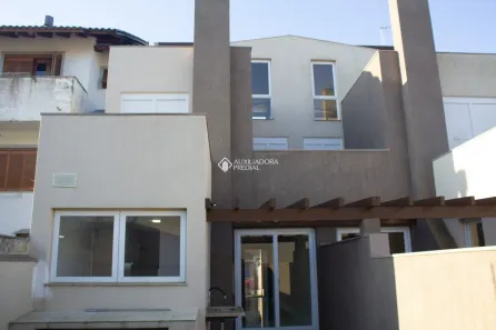 Casa com 3 Quartos à venda, 171m² no Espírito Santo, Porto Alegre
