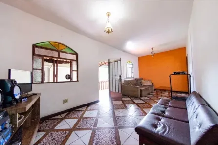 Casa com 3 Quartos à venda, 360m² no Dom Bosco, Belo Horizonte