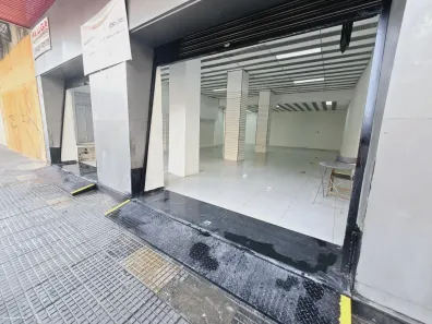 Ponto Comercial para alugar, 600m² no Santa Efigênia, São Paulo