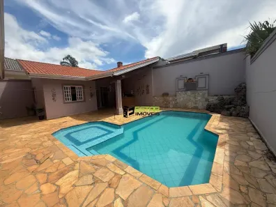 Casa com 3 Quartos à venda, 344m² no Jardim Itaperi, Atibaia