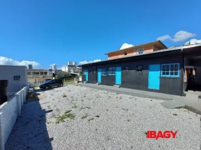 Kitnet com 1 Quarto para alugar, 25m² no Serraria, São José