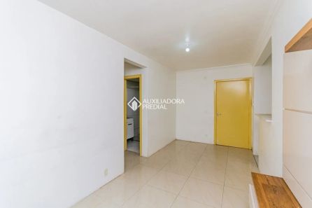 Apartamento com 2 Quartos à venda, 53m² no Jardim Itu, Porto Alegre