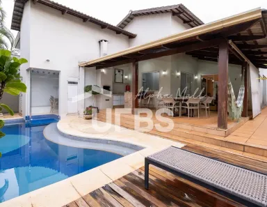 Casa de Condomínio com 3 Quartos à venda, 223m² no Jardins Atenas, Goiânia