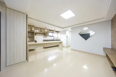 Sobrado com 2 Quartos à venda, 123m² no Vila Delurdes, Campo Largo