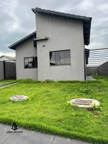 Casa de Condomínio com 3 Quartos à venda, 200m² no Jardim Decolores, Trindade