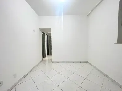 Apartamento com 2 Quartos para alugar, 55m² no Centro, Rio de Janeiro