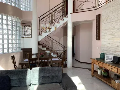 Casa de Condomínio com 3 Quartos à venda, 274m² no Jardim das Cerejeiras, Arujá