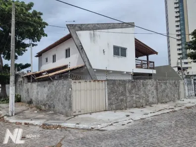 Casa com 3 Quartos para venda ou aluguel, 240m² no Ponta Negra, Natal