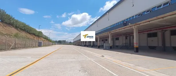 Galpão/Depósito/Armazém para alugar, 1500m² no Batistini, São Bernardo do Campo