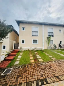 Casa de Condomínio com 2 Quartos para alugar, 100m² no Parque 9 de Julho, São Roque