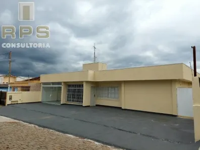 Imóvel Comercial para alugar, 290m² no Jardim do Lago, Atibaia