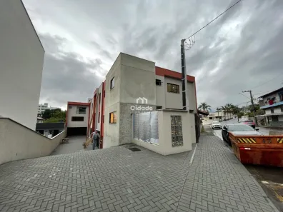 Casa com 3 Quartos para alugar, 141m² no Vila Lenzi, Jaraguá do Sul