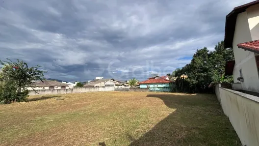 Lote/Terreno à venda, 730m² no Campeche, Florianópolis