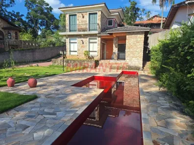 Sobrado com 3 Quartos à venda, 248m² no Caraguatá, Mairiporã