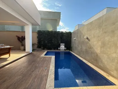 Casa de Condomínio com 3 Quartos para alugar, 230m² no Jardins Atenas, Goiânia
