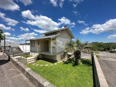 Casa com 2 Quartos à venda, 203m² no Monte Verde, Farroupilha