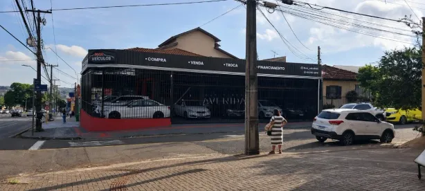 Prédio Comercial à venda, 200m² no Jardim Agari, Londrina