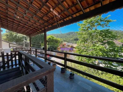 Casa com 4 Quartos à venda, 305m² no Serra Grande, Niterói