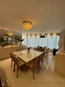 Apartamento com 3 Quartos à venda, 140m² no Centro, Balneário Camboriú