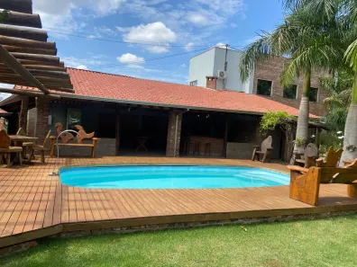 Casa com 6 Quartos para alugar, 70000m² no Limoeiro, Londrina
