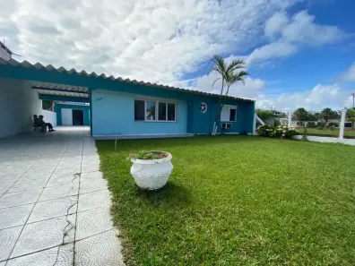 Casa com 3 Quartos à venda, 450m² no , Imbé
