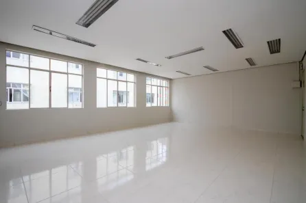Sala Comercial à venda, 54m² no Centro, Curitiba