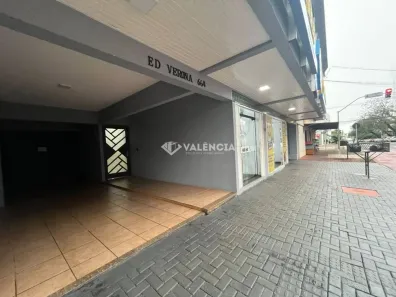Apartamento com 2 Quartos para alugar, 90m² no Centro, Cascavel
