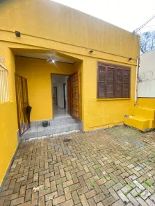 Casa com 2 Quartos para alugar, 65m² no Santa Maria Goretti, Porto Alegre