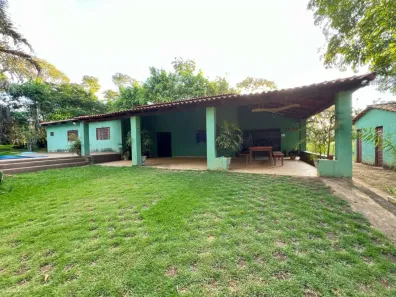 Fazenda/Sítio com 3 Quartos à venda, 13000m² no Parque Três Poderes, Luziânia