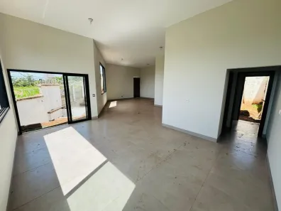 Casa com 3 Quartos à venda, 304m² no Cidade Jardim, Uberlândia