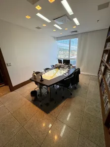 Prédio Comercial para alugar, 70m² no Praia da Costa, Vila Velha