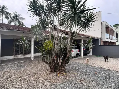 Casa com 3 Quartos à venda, 150m² no Costa e Silva, Joinville