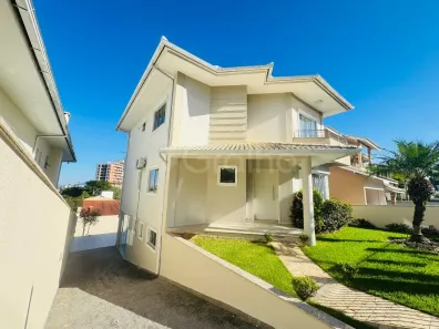 Casa com 3 Quartos à venda, 3688m² no Pedra Branca, Palhoça