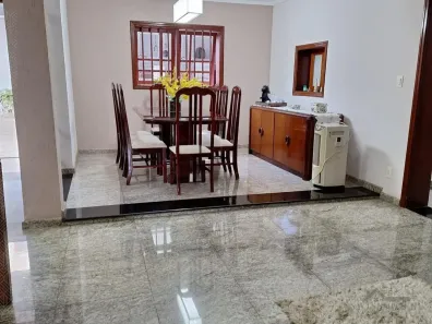 Sobrado com 3 Quartos à venda, 383m² no Parque Alto Taquaral, Campinas