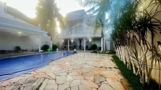 Casa com 4 Quartos à venda, 407m² no Jardim Inconfidência, Uberlândia