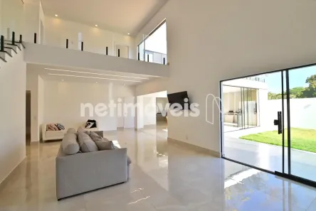 Casa com 4 Quartos à venda, 479m² no Guará II, Brasília