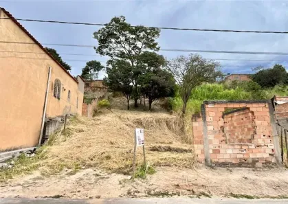 Lote/Terreno à venda, 360m² no Novo Retiro, Esmeraldas