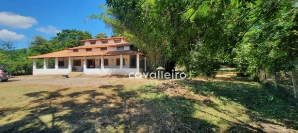 Fazenda/Sítio com 4 Quartos à venda, 298m² no Caxito, Maricá