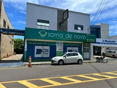 Sala Comercial para alugar, 270m² no Vila Aparecida, Franca