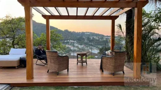 Casa de Condomínio com 4 Quartos para venda ou aluguel, 680m² no Alphaville, Santana de Parnaíba