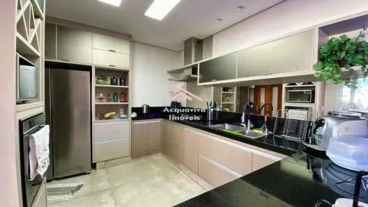 Sobrado com 4 Quartos à venda, 300m² no Jardim Esplanada, Indaiatuba