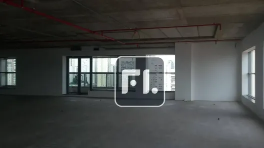 Sala Comercial para alugar, 650m² no Vila Cordeiro, São Paulo