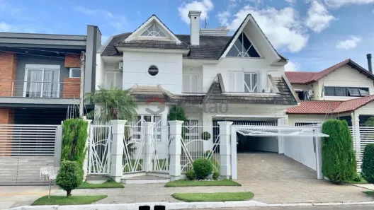 Sobrado com 5 Quartos à venda, 336m² no Marechal Rondon, Canoas