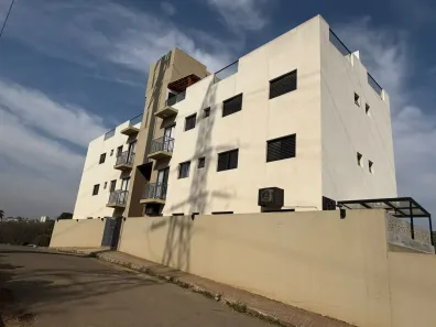 Apartamento com 2 Quartos para venda ou aluguel, 108m² no Jardim Guaçu, São Roque