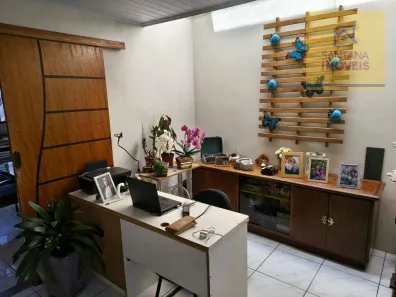 Casa com 3 Quartos à venda, 120m² no Bom Jesus, Campo Largo